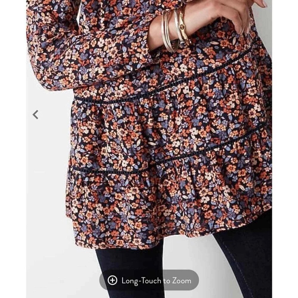 J Jill Printed Tiered Tunic Floral Size XS Navy Blue A-Line Smocked Long Sleeve - Picture 4 of 9